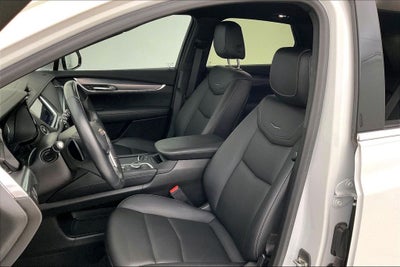 2022 Cadillac XT5 Luxury