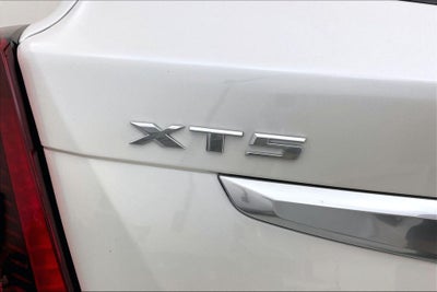 2022 Cadillac XT5 Luxury