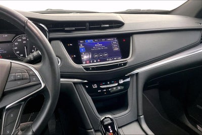 2022 Cadillac XT5 Luxury