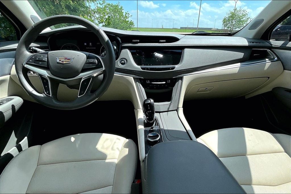 2023 Cadillac XT5 Premium Luxury