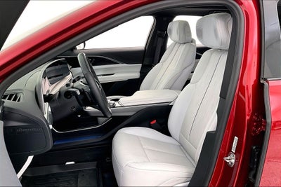 2024 Cadillac LYRIQ Luxury