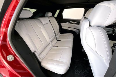 2024 Cadillac LYRIQ Luxury