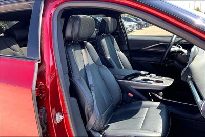 2025 Cadillac LYRIQ Sport