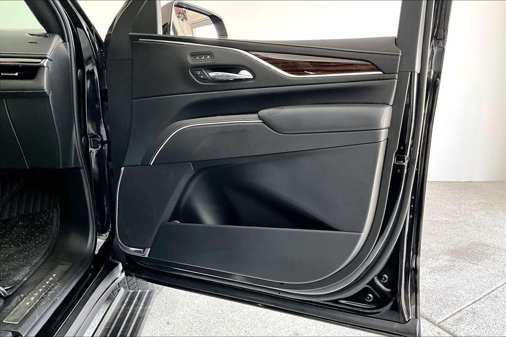 2022 Cadillac Escalade Premium Luxury