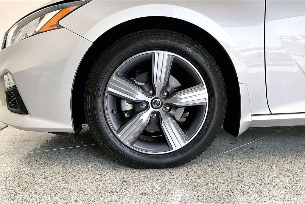 2021 Nissan Altima 2.5 SV