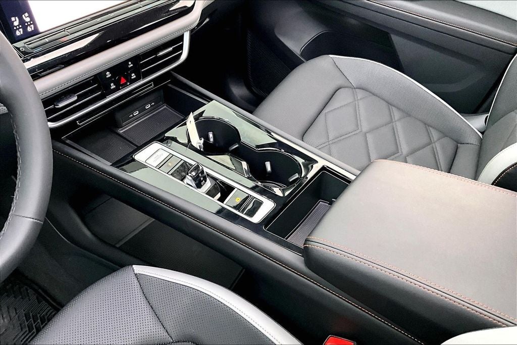 2024 Volkswagen Atlas 2.0T Peak Edition SE w/Technology