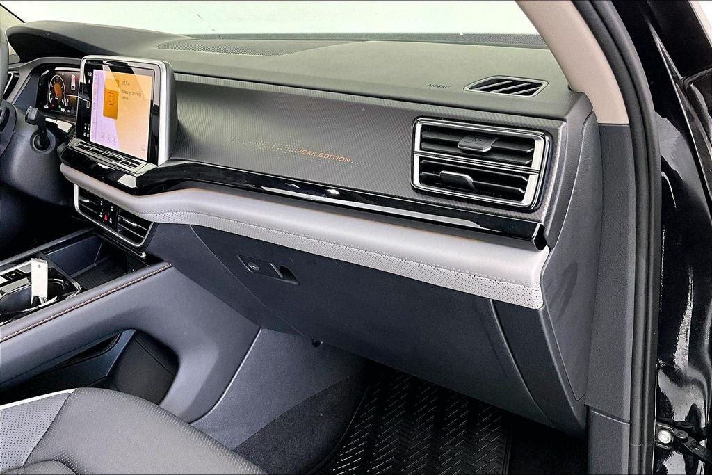 2024 Volkswagen Atlas 2.0T Peak Edition SE w/Technology