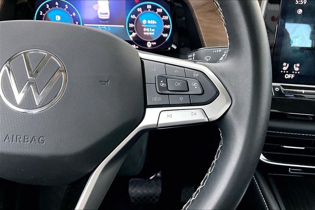 2025 Volkswagen Atlas 2.0T SE w/Technology