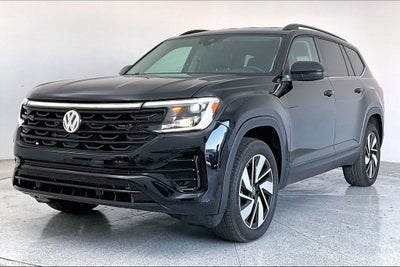 2025 Volkswagen Atlas 2.0T SE w/Technology