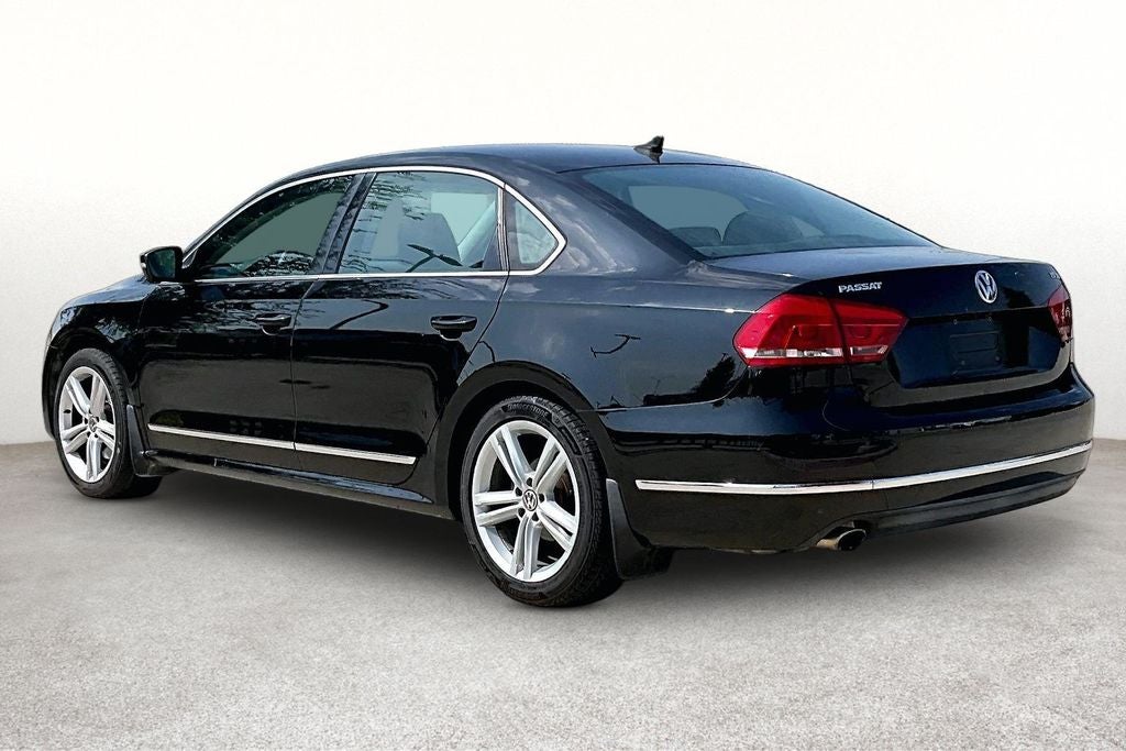 2015 Volkswagen Passat 1.8T SE w/Sunroof/Nav