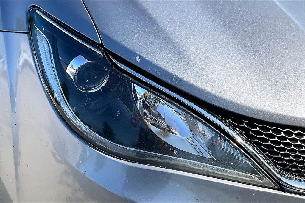 2017 Chrysler Pacifica Touring L