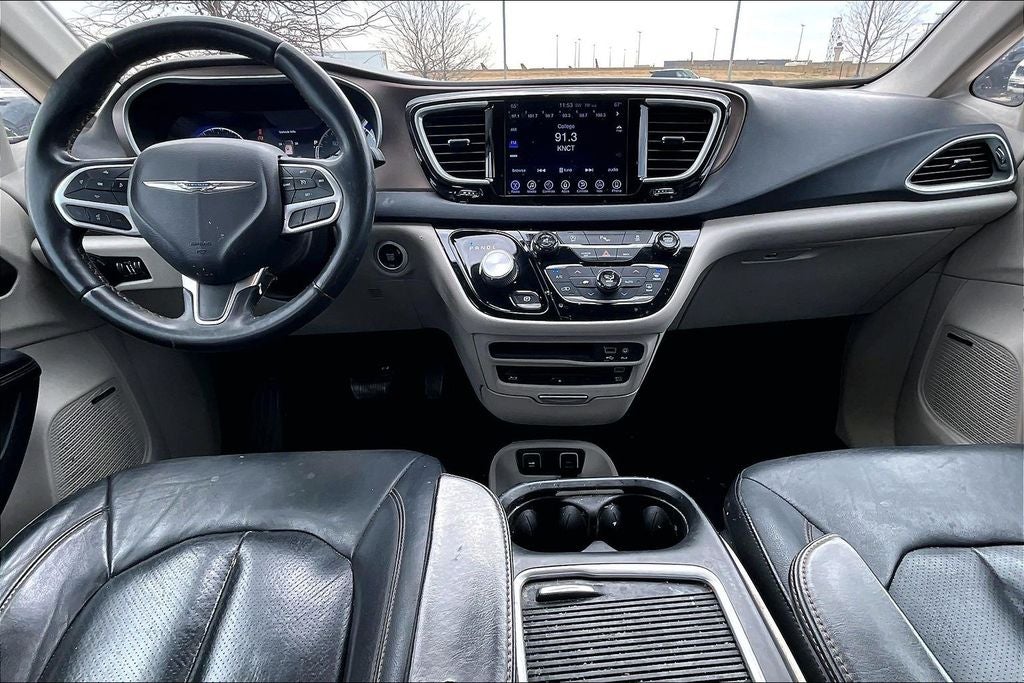 2017 Chrysler Pacifica Touring L Plus