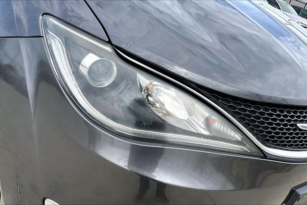 2017 Chrysler Pacifica Touring L Plus