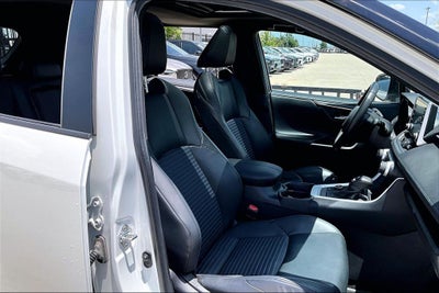 2020 Toyota RAV4 Hybrid XSE