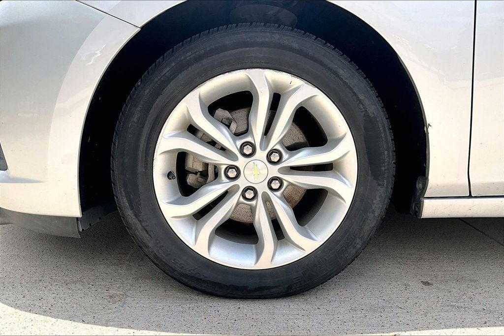 2019 Chevrolet Cruze LS