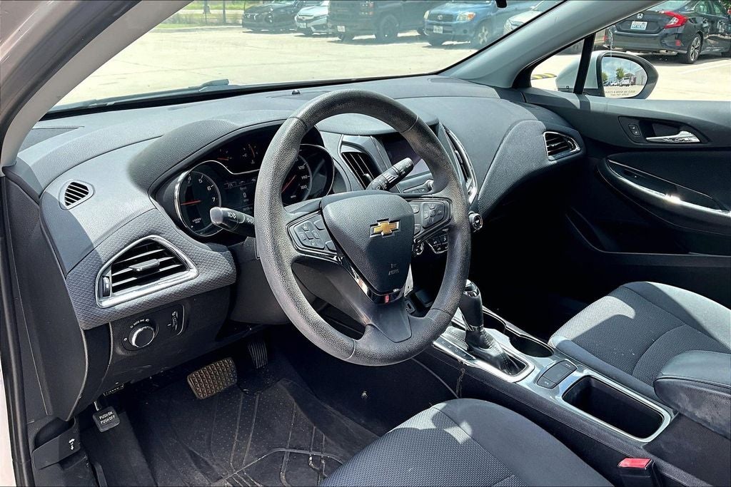 2019 Chevrolet Cruze LS