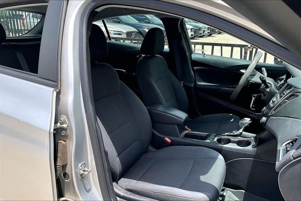 2019 Chevrolet Cruze LS