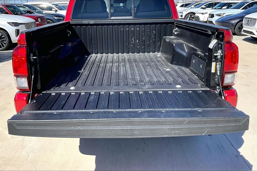 2022 Toyota Tacoma SR