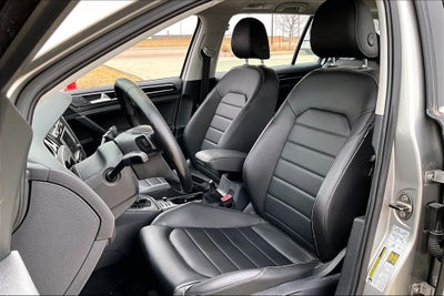 2016 Volkswagen Golf SportWagen SEL