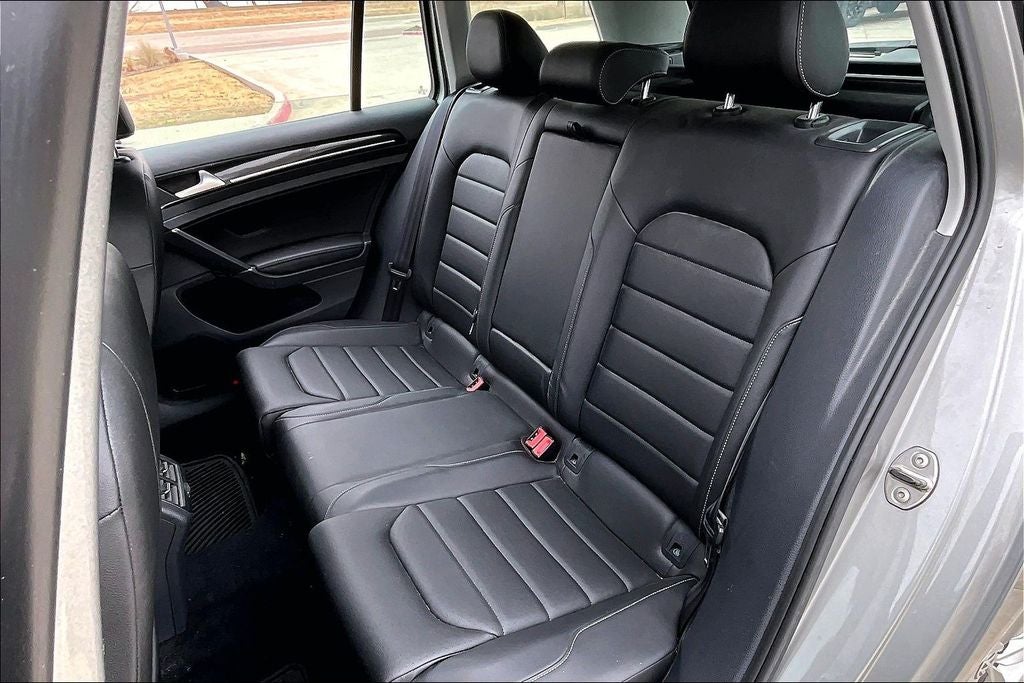 2016 Volkswagen Golf SportWagen SEL