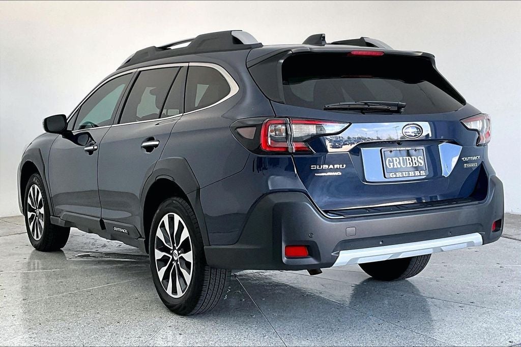 2023 Subaru Outback Touring