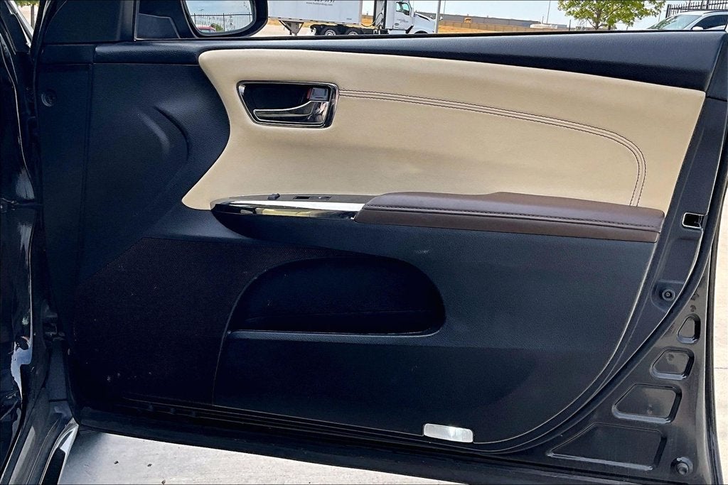 2013 Toyota Avalon Limited