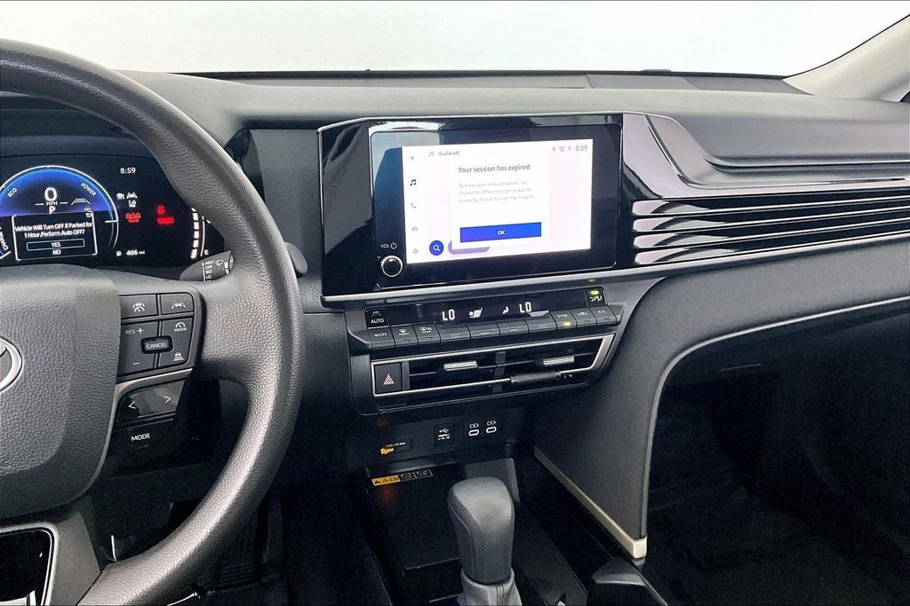 2025 Toyota Camry LE