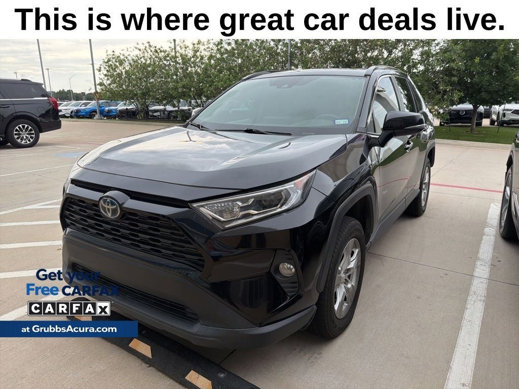2020 Toyota RAV4 Hybrid XLE