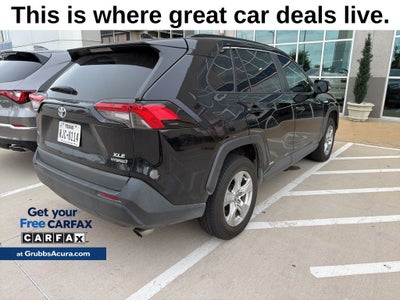2020 Toyota RAV4 Hybrid XLE