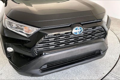 2020 Toyota RAV4 Hybrid XLE