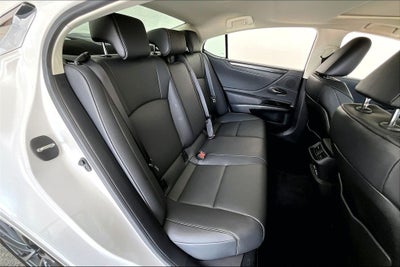 2025 Lexus ES 350