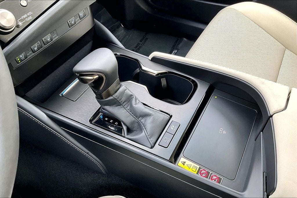 2025 Lexus ES 300h