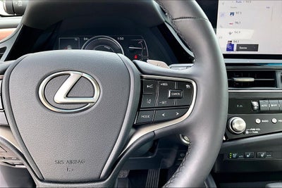 2025 Lexus ES 300h