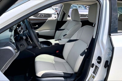 2025 Lexus ES 300h