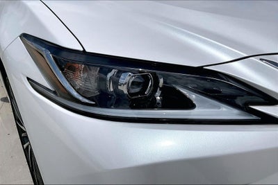 2025 Lexus ES 300h