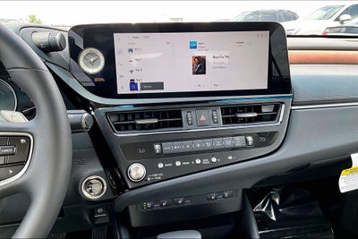 2025 Lexus ES 300h