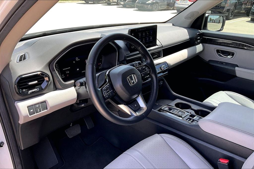 2025 Honda Pilot Elite