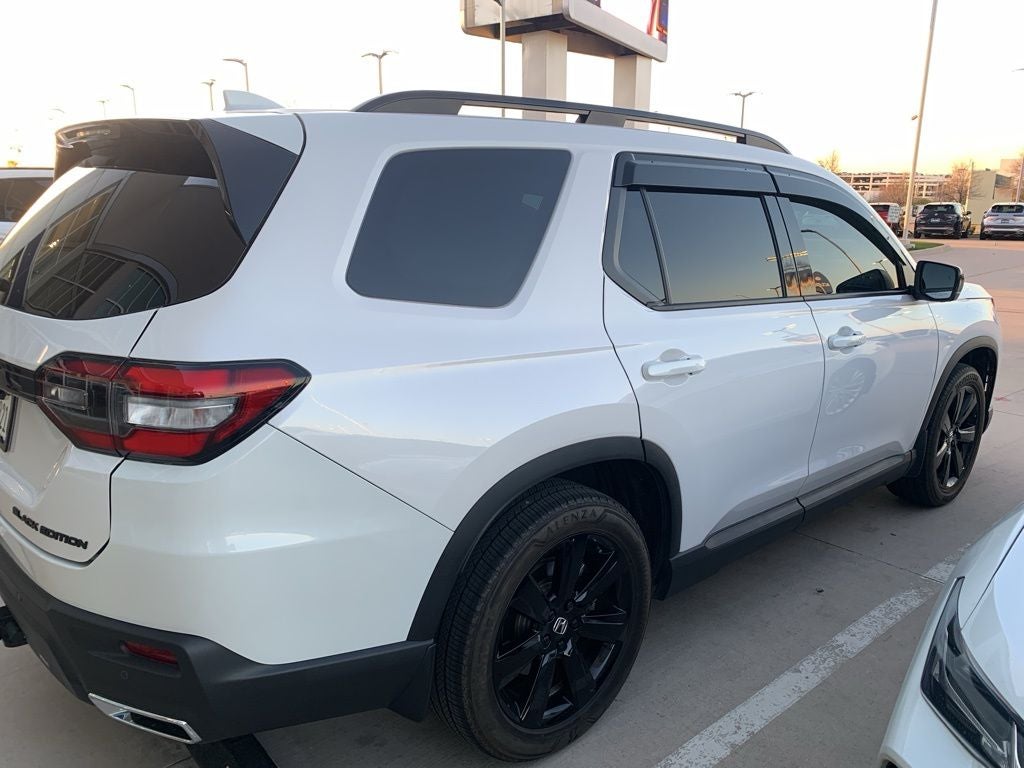 2025 Honda Pilot Black Edition