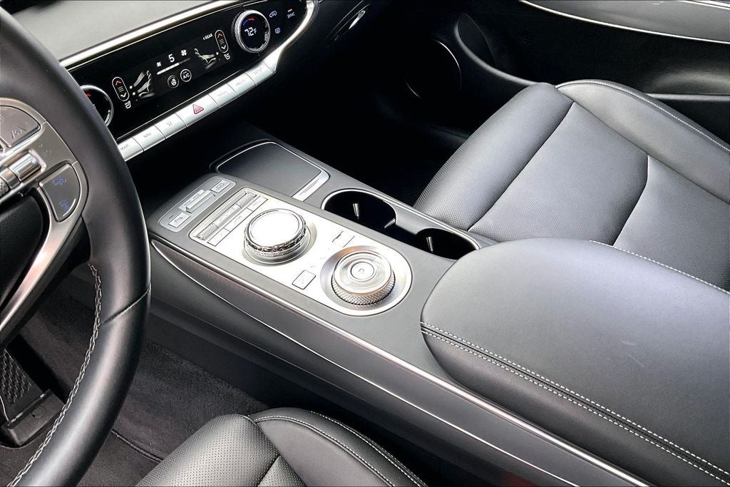 2024 Genesis GV70 2.5T