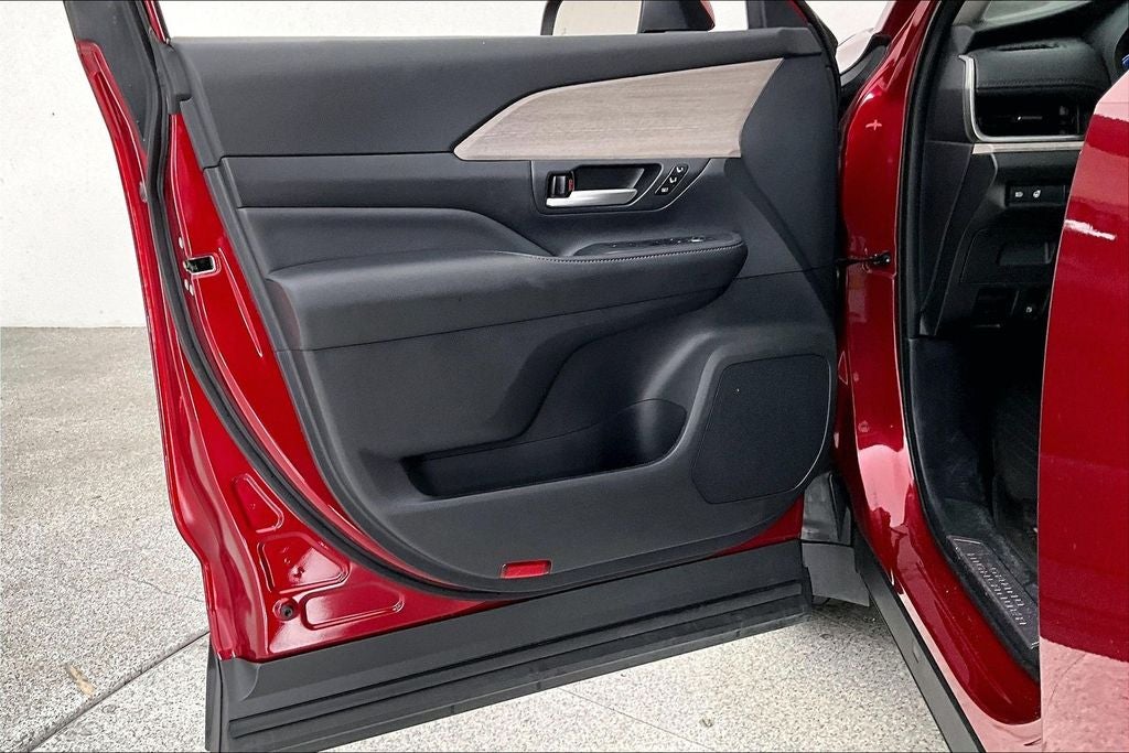 2025 Toyota Grand Highlander Limited