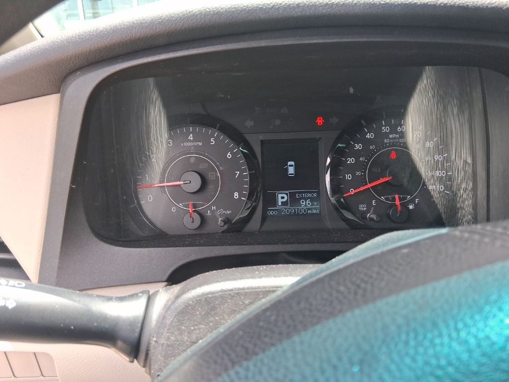 2015 Toyota Sienna LE 8 Passenger