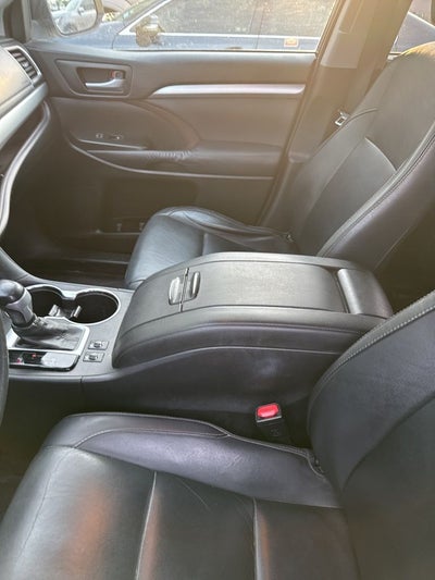 2014 Toyota Highlander XLE V6