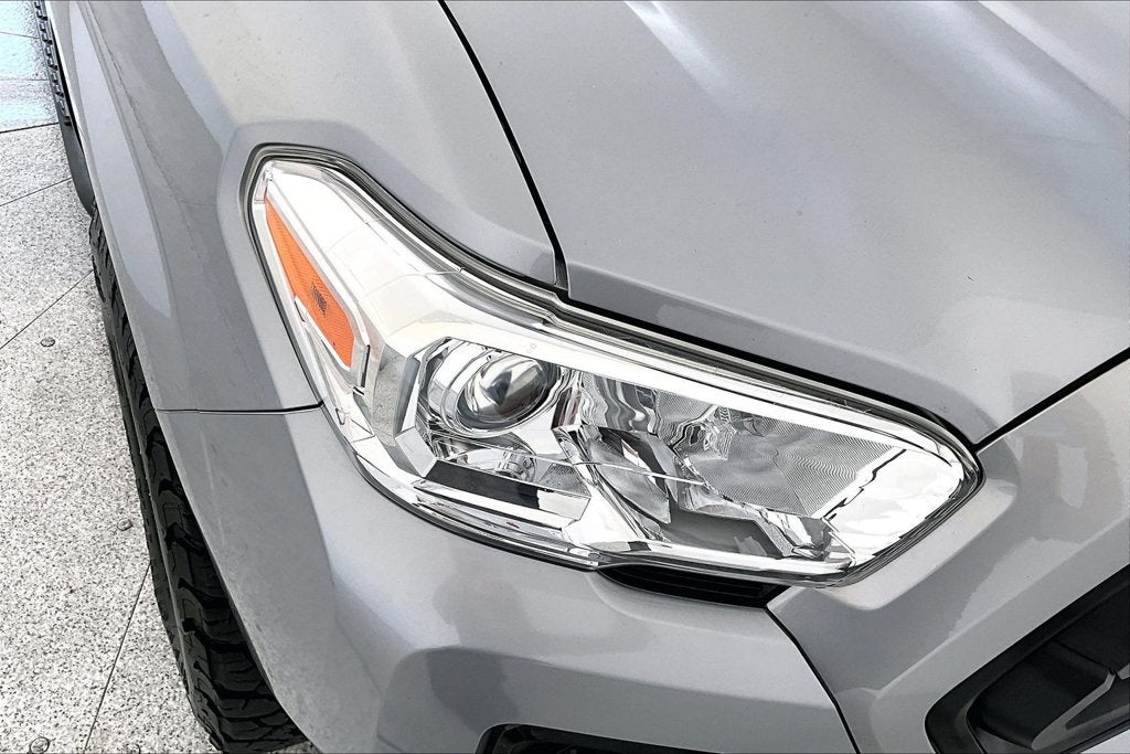 2021 Toyota Tacoma SR V6