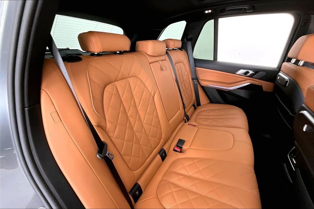 2025 BMW X5 xDrive40i M Sport