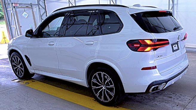 2024 BMW X5 xDrive40i M Sport