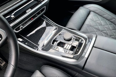 2025 BMW X5 xDrive50e M Sport