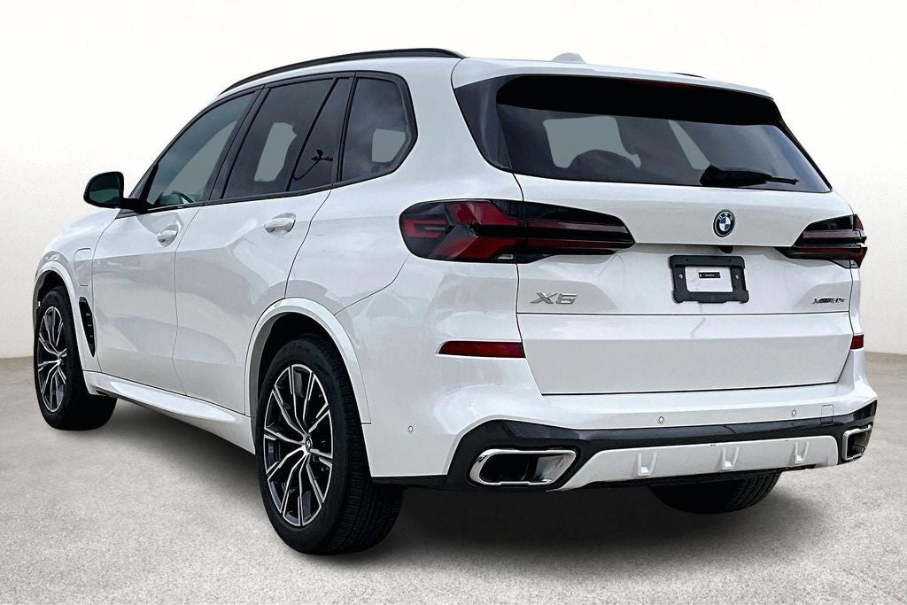 2025 BMW X5 xDrive50e M Sport