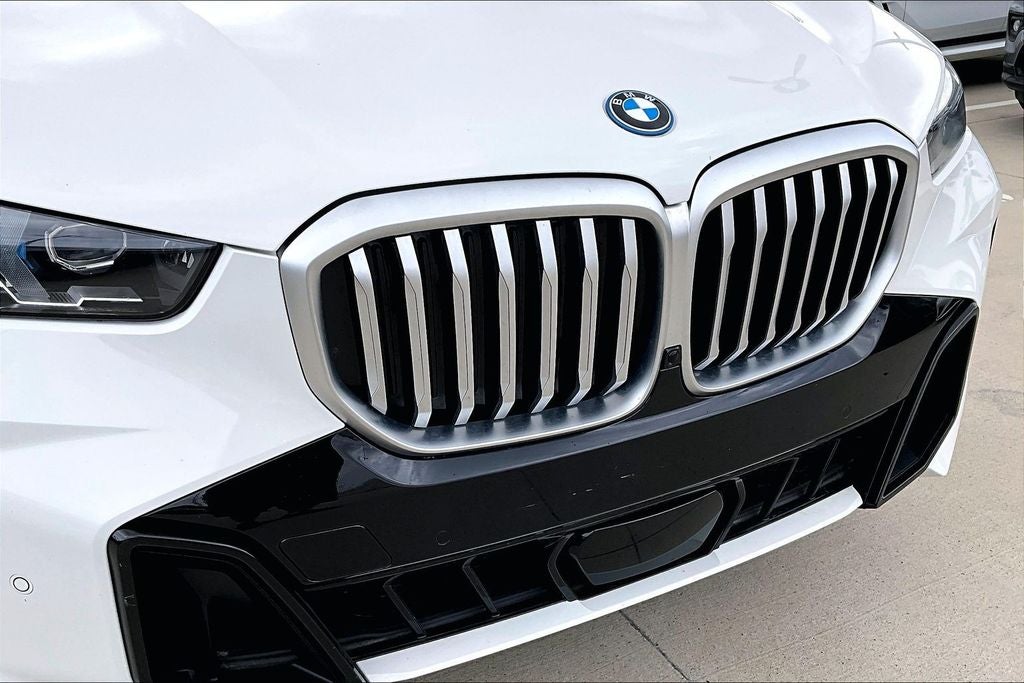 2025 BMW X5 xDrive50e M Sport