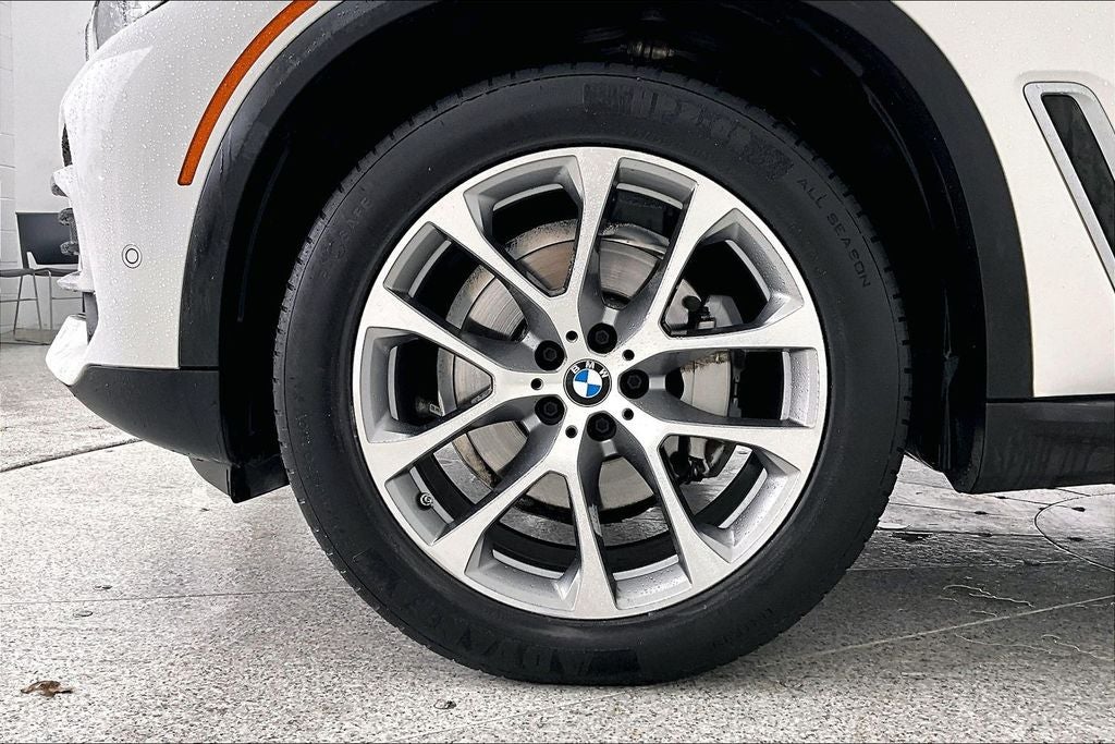 2023 BMW X5 sDrive40i