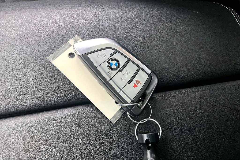 2023 BMW X6 xDrive40i